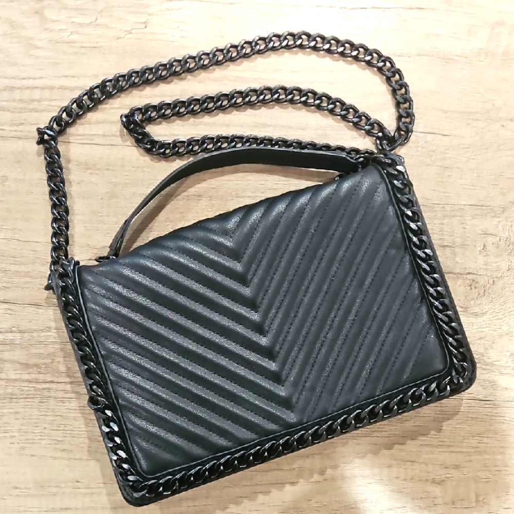 Aldo Elegant Black Quilted Chain Shoulder Bag